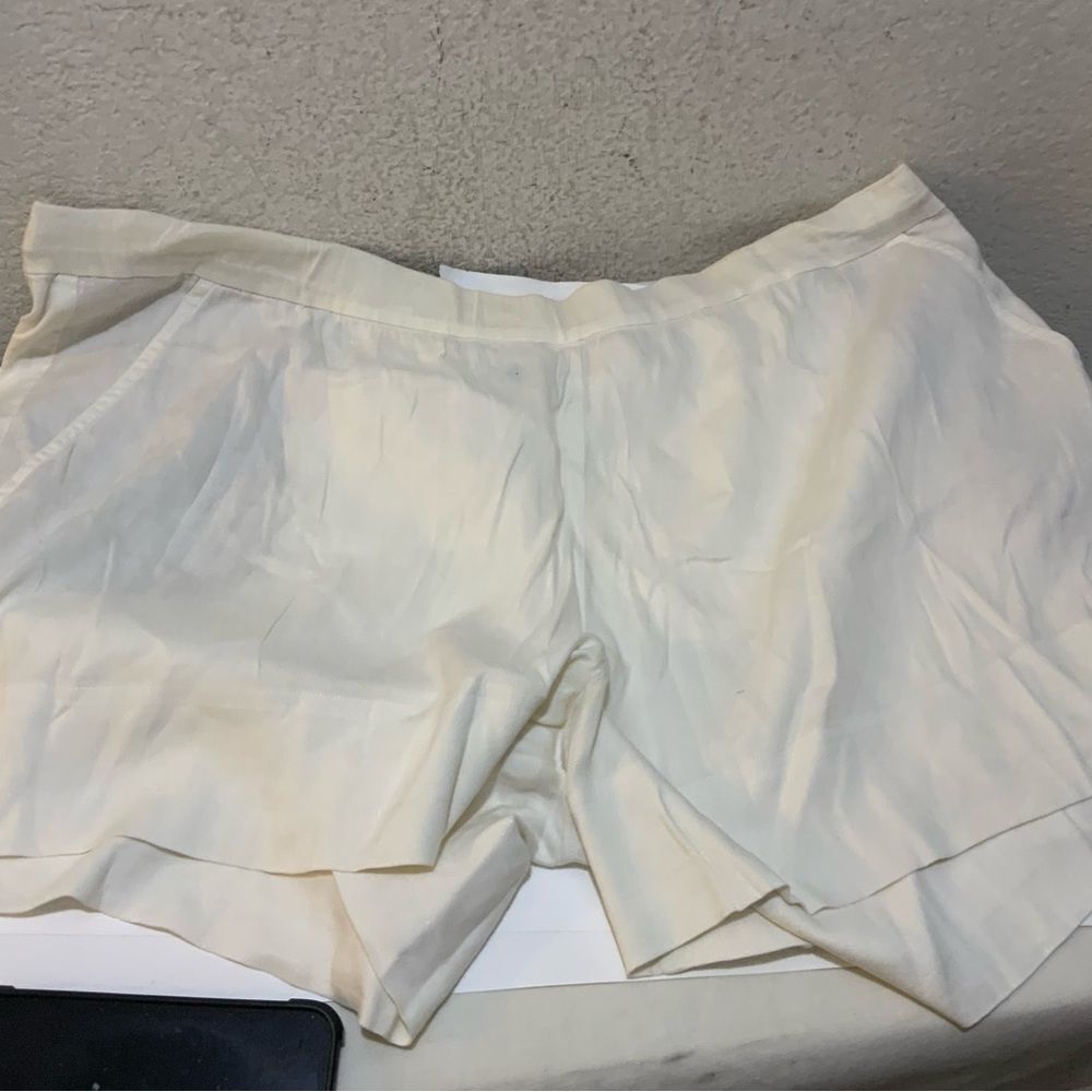 7 for all Mankind Cutoff Denim Shorts button fly in White size 28 - Picture 14 of 14